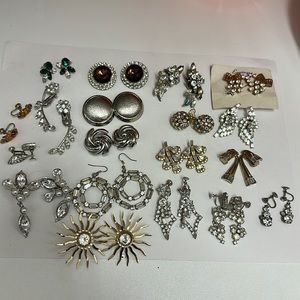 Lot Vintage Earrings